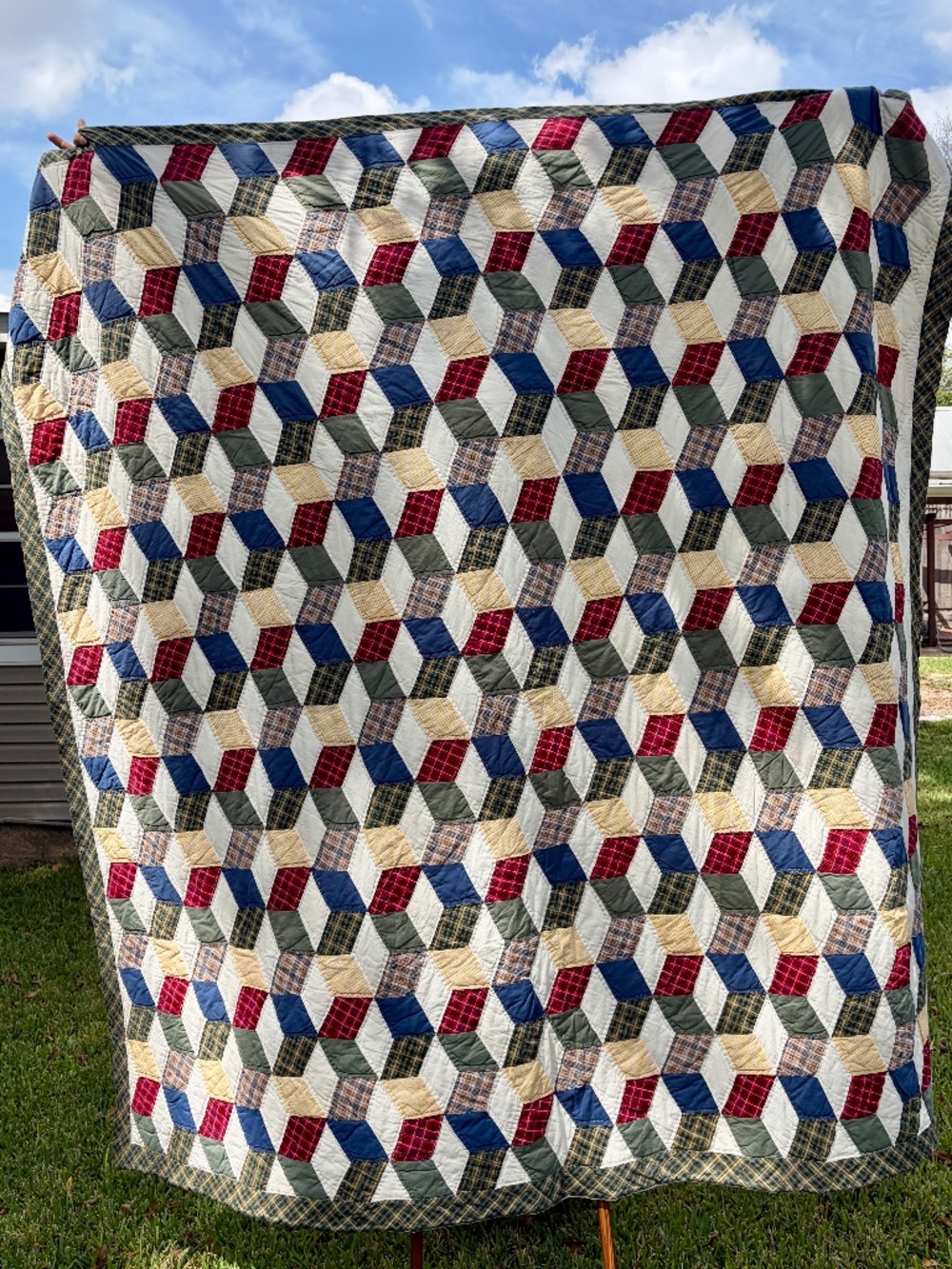 Vintage Handmade Tumbling Blocks Quilt 82x84 – Plaid Cabin Full Queen Quilt